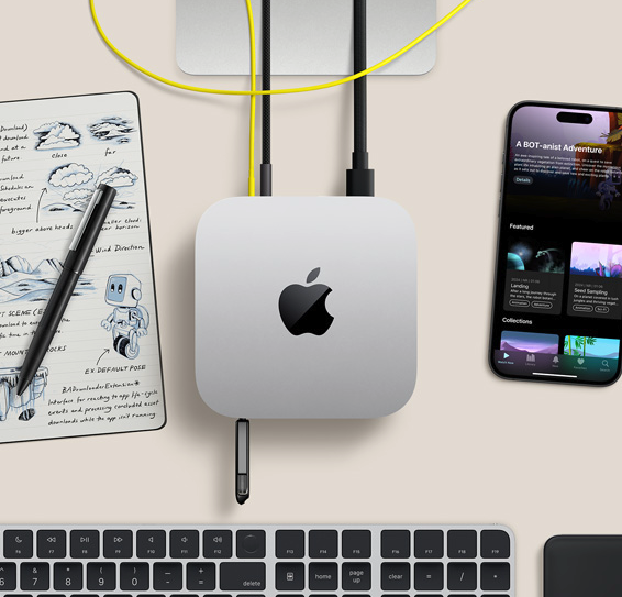 Mac mini-Draufsicht auf einer Arbeitsfläche
